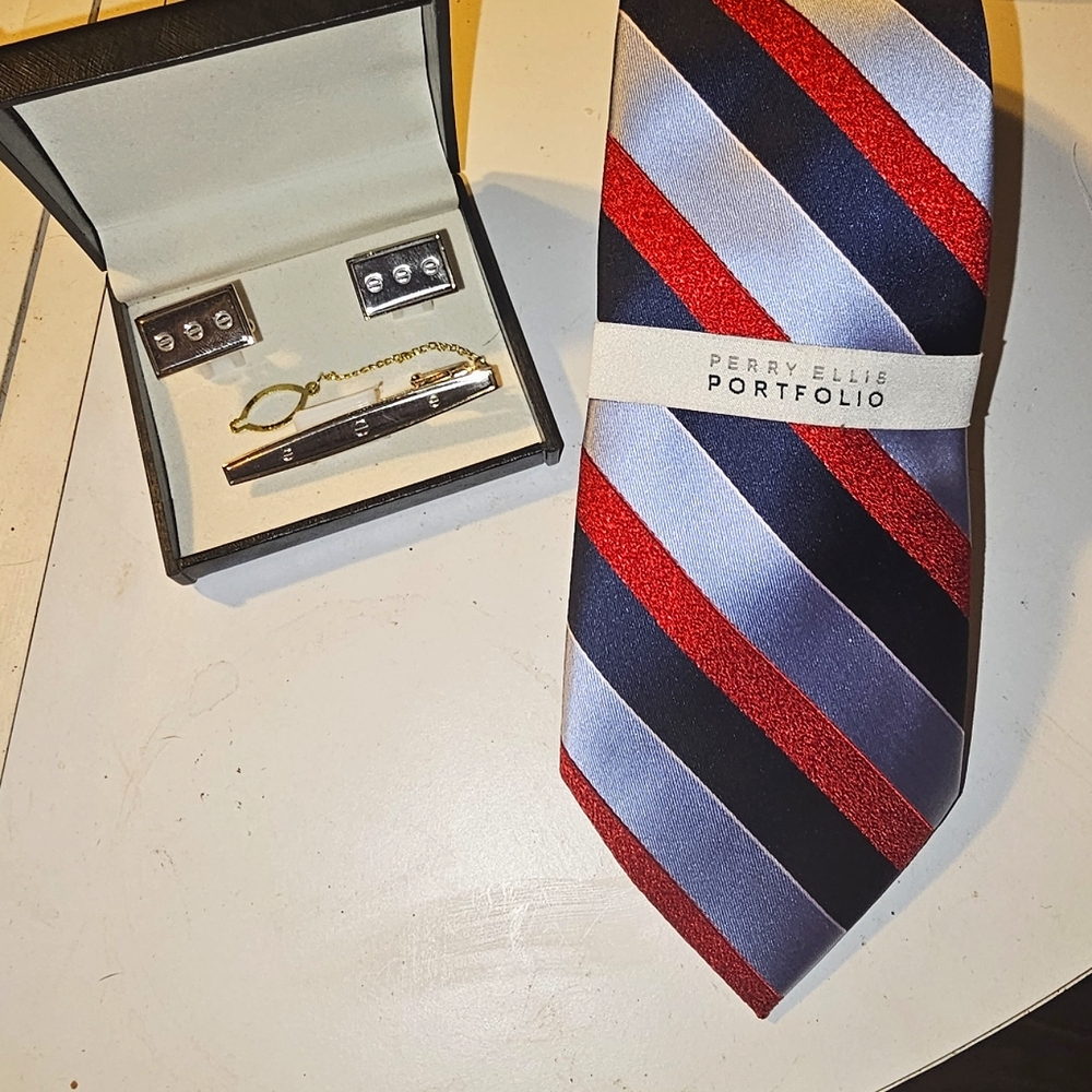 Perry Ellis Portfolio Red Blue Striped Dress Tie Gold Cufflinks & Tie Bar Bundle